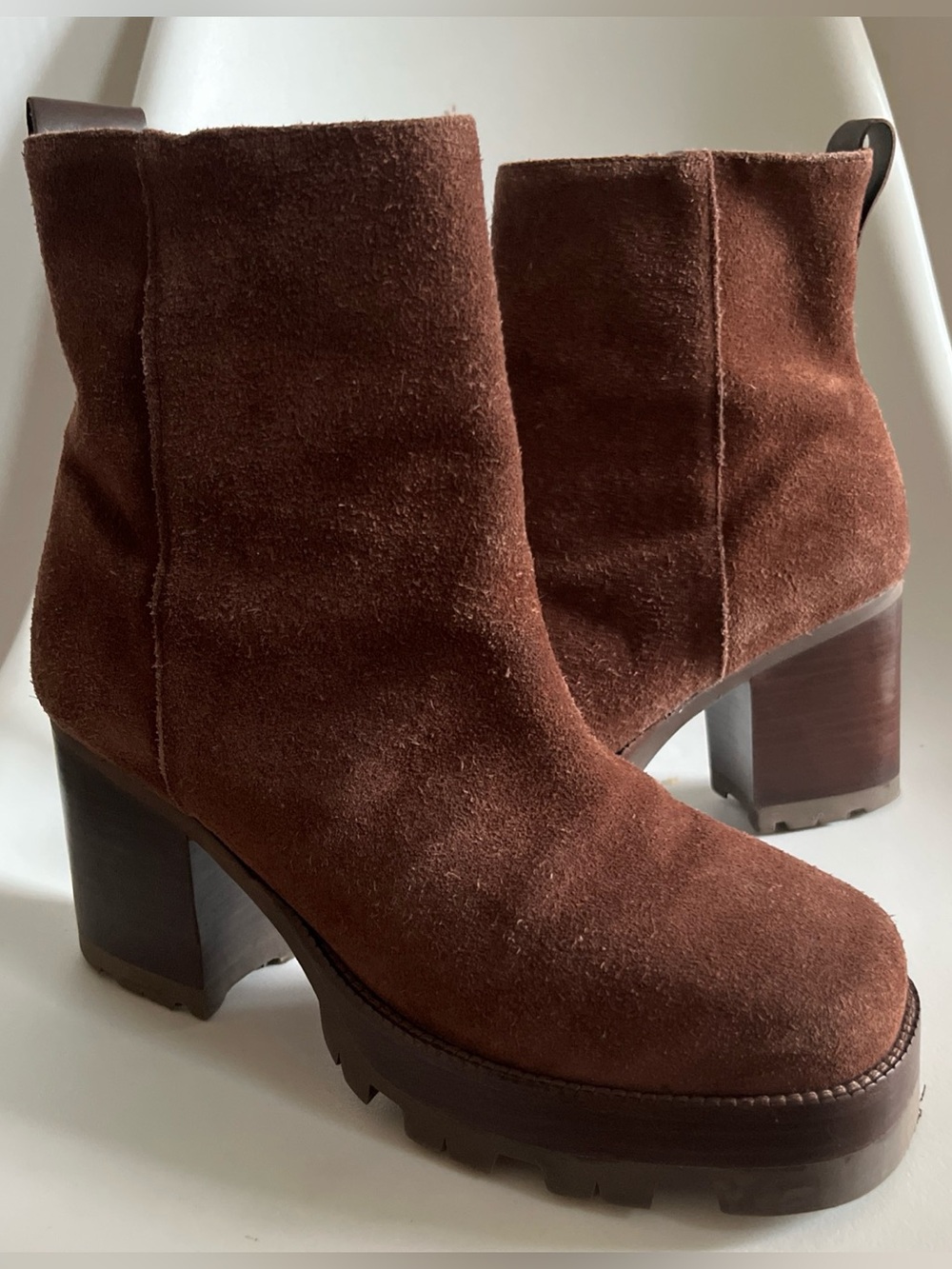 Schutz 240 Suede Bootie Root Brown Platform Lug Boots Women's 8.5 B